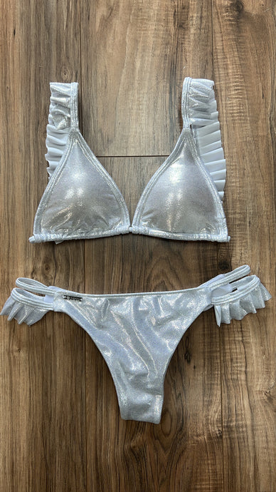 Silver ruffle