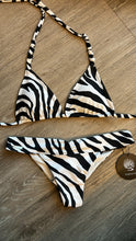 Load image into Gallery viewer, Zebra