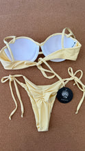 Load image into Gallery viewer, Yellow butter cup