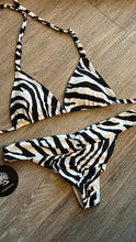 Load image into Gallery viewer, Zebra