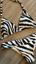 Load image into Gallery viewer, Zebra