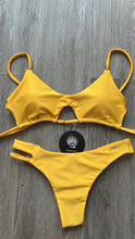 Load image into Gallery viewer, Honey yellow