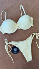 Load image into Gallery viewer, Yellow butter cup