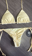 Load image into Gallery viewer, Vichi/polka dots reversible