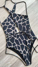 Load image into Gallery viewer, Sagittarius animal print
