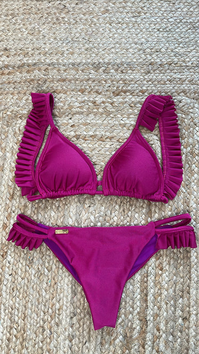 Magenta ruffle