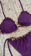 Load image into Gallery viewer, Crunchy black cherry